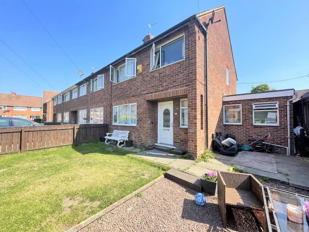 3 bed terraced house for sale in Hutton Close, Thornaby, StocktonOn