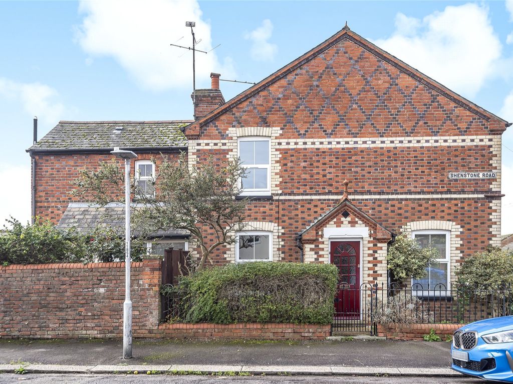 3 bed end terrace house to rent in Shenstone Road, Reading, Berkshire