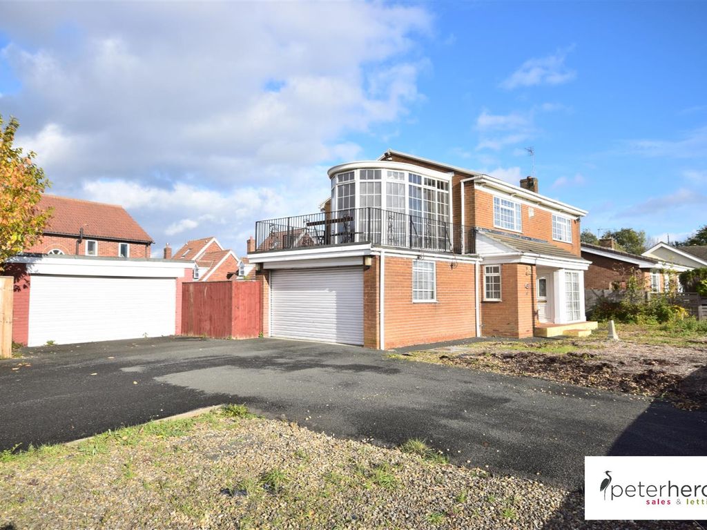 4 bed detached house for sale in Tunstall Village Green, Tunstall