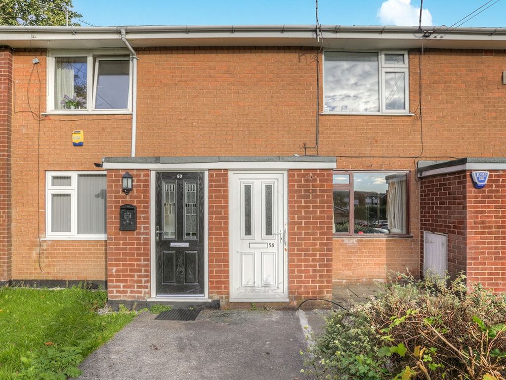 1 bed flat to rent in Prestbury Close, Great Moor, Stockport, Cheshire