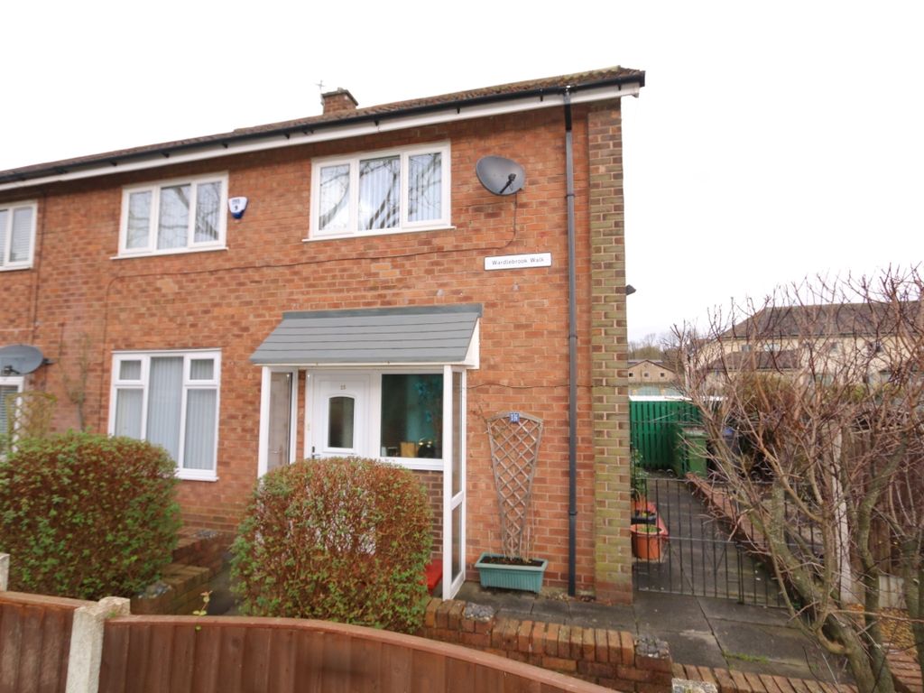 3 bed end terrace house for sale in Wardle Brook Walk, Hyde, Cheshire