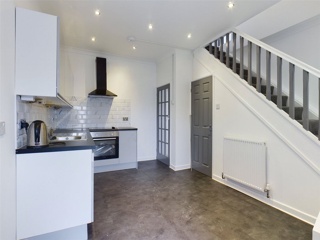 5 bed property to rent in High Street, Blaina, Abertillery NP13 Zoopla