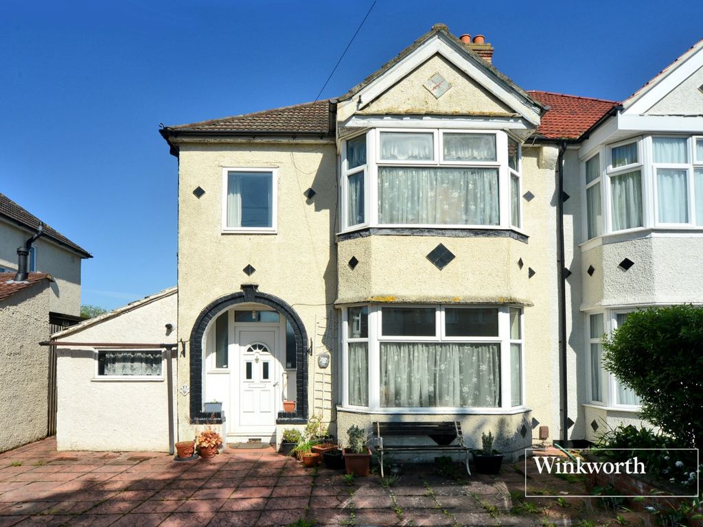 3 bed semidetached house for sale in Hill Crescent, Worcester Park KT4, £675,000 Zoopla