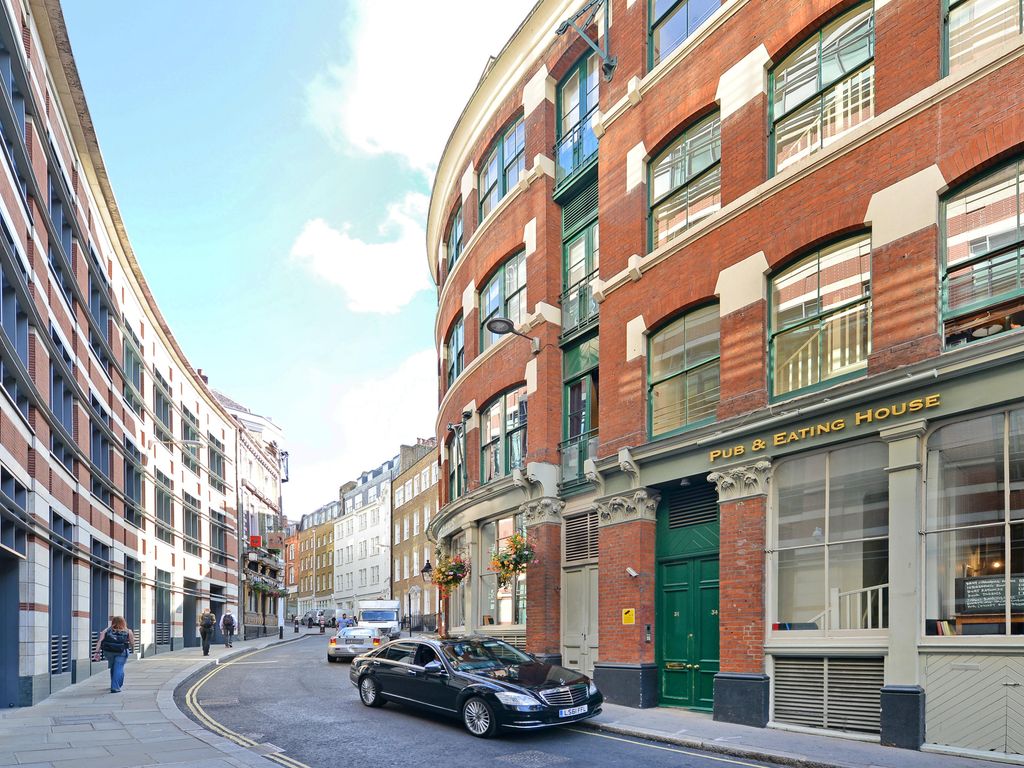 2 bed flat to rent in St Andrew's Hill, St Paul's, City Of London EC4V