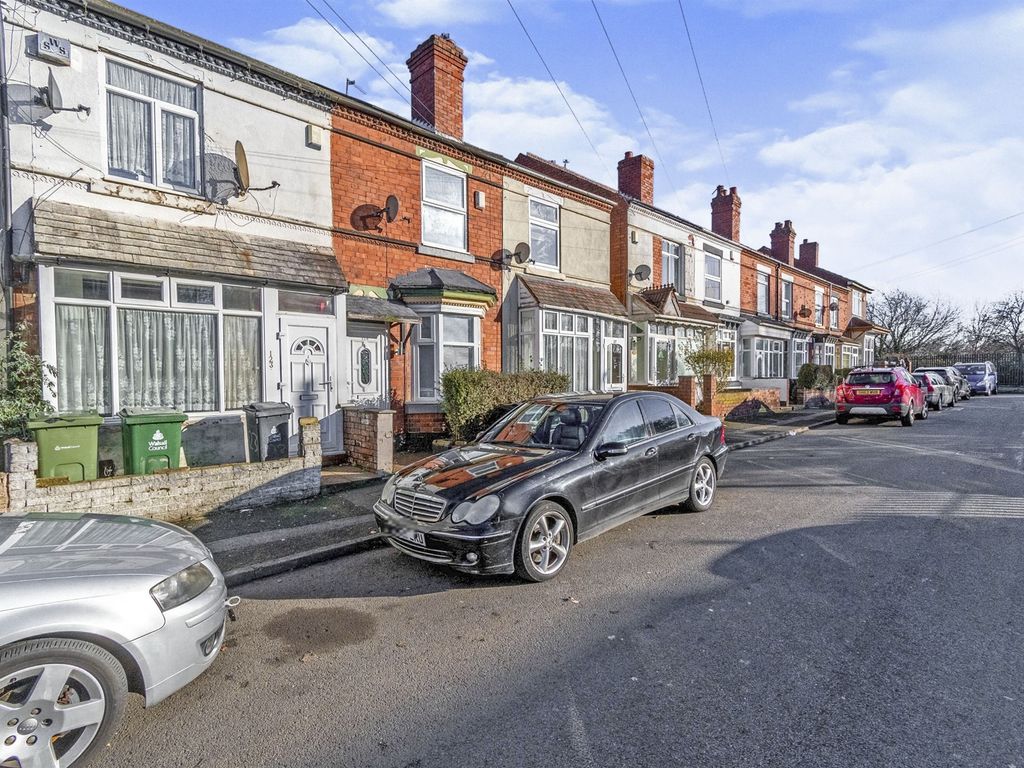 2 bed terraced house for sale in Essex Street, Walsall WS2 Zoopla