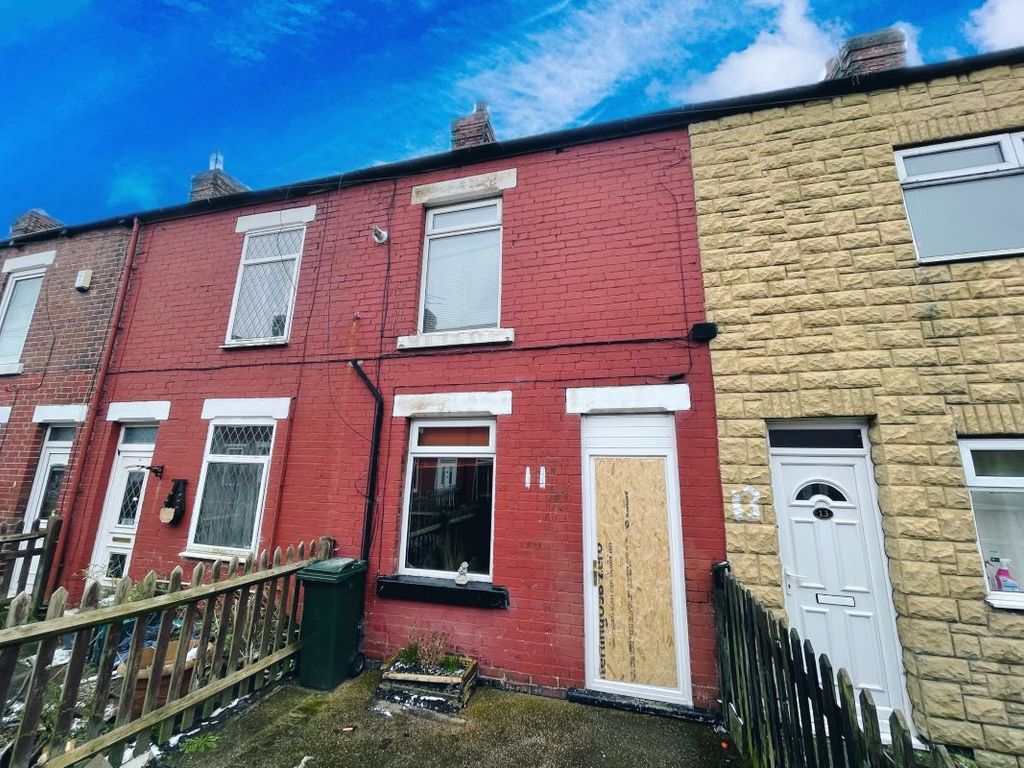 3 bed terraced house for sale in Claycliffe Terrace Goldthorpe