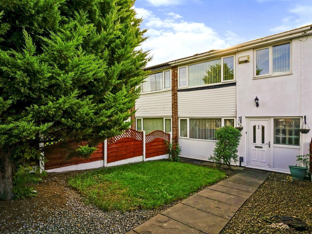 3 bed semidetached house for sale in Selby Road, Halton, Leeds LS15