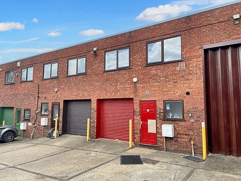 Office for sale in Hitchin Road, Luton LU2, £210,000 Zoopla