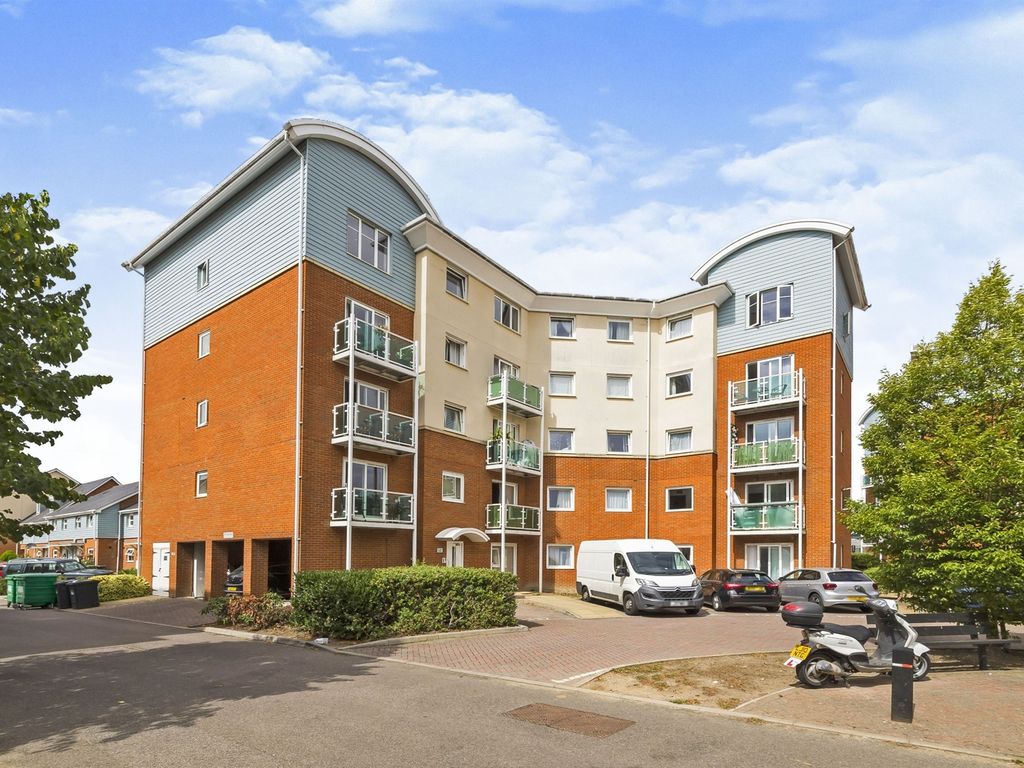 Reynolds Avenue, Redhill RH1  