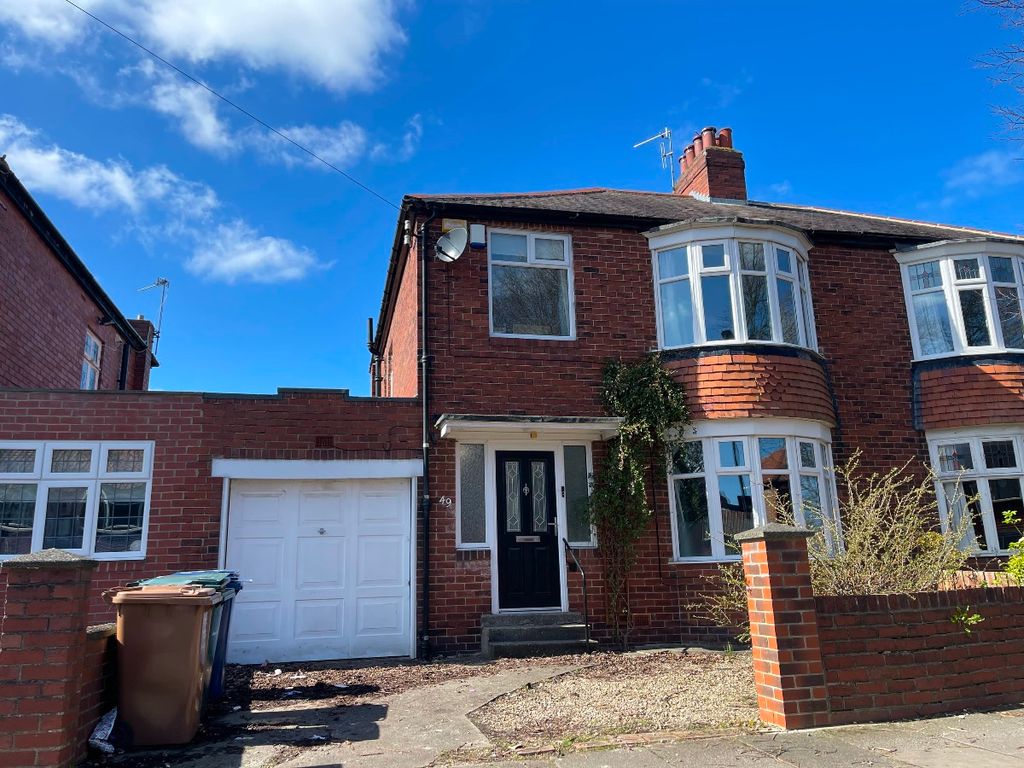 3 bed semidetached house to rent in Cleveland Gardens, High Heaton