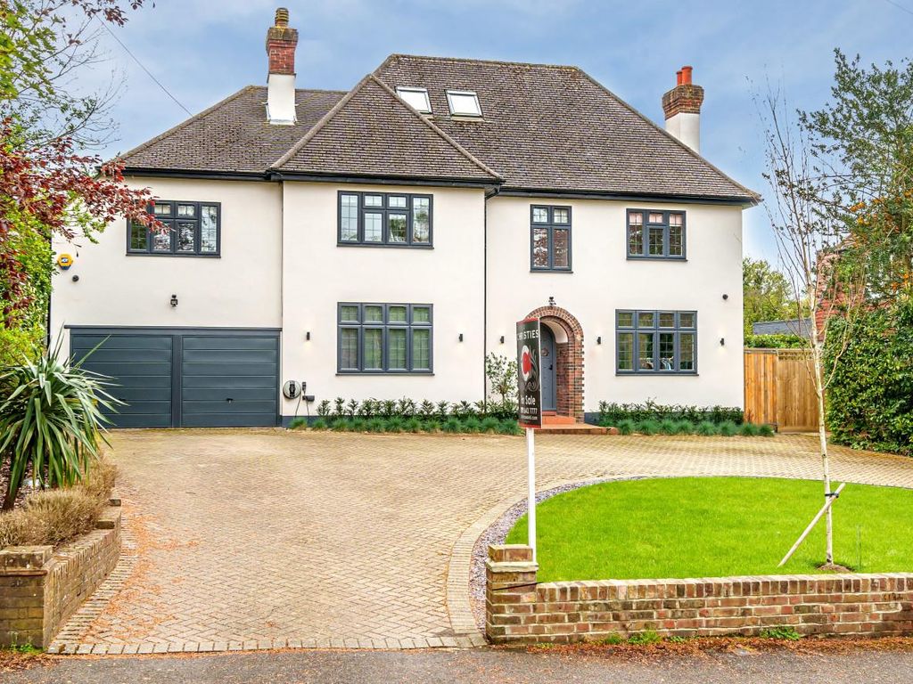 6 bed detached house for sale in Higher Drive, Banstead SM7, £1,850,000