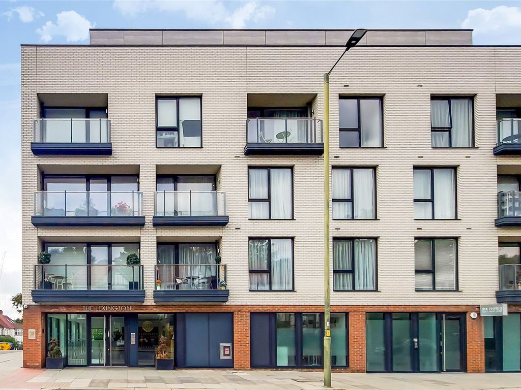 Llanvanor Road, Cricklewood, London NW2