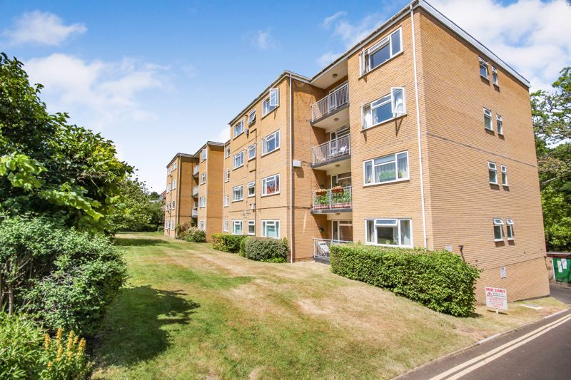 2 bed flat for sale in Surrey Road, Westbourne, Bournemouth BH4 Zoopla