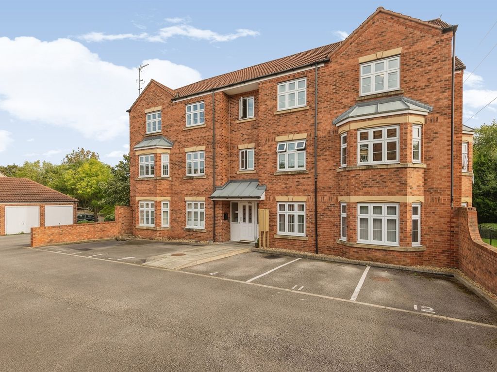 2 bed flat for sale in Towler Drive, Rodley, Leeds LS13, £140,000 Zoopla