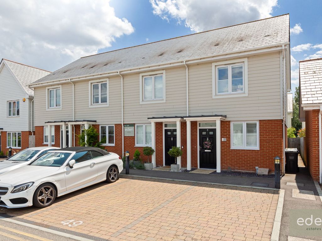 2 bed terraced house for sale in Ashfield Close, Snodland ME6, £320,000 Zoopla