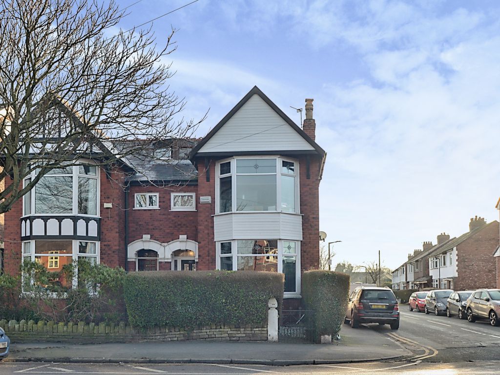 5 bed semidetached house for sale in Dialstone Lane, Stockport