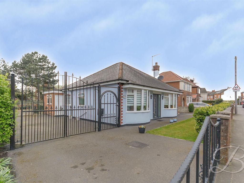3 bed detached bungalow for sale in Langwith Road, Langwith Junction