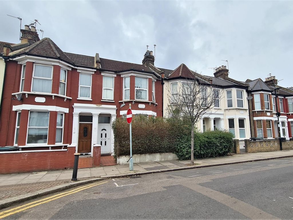 2 bed flat for sale in Burghley Road, Turnpike Lane N8 Zoopla