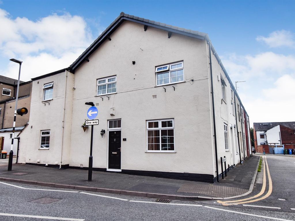 3 bed end terrace house for sale in Common Lane, Tyldesley, Manchester