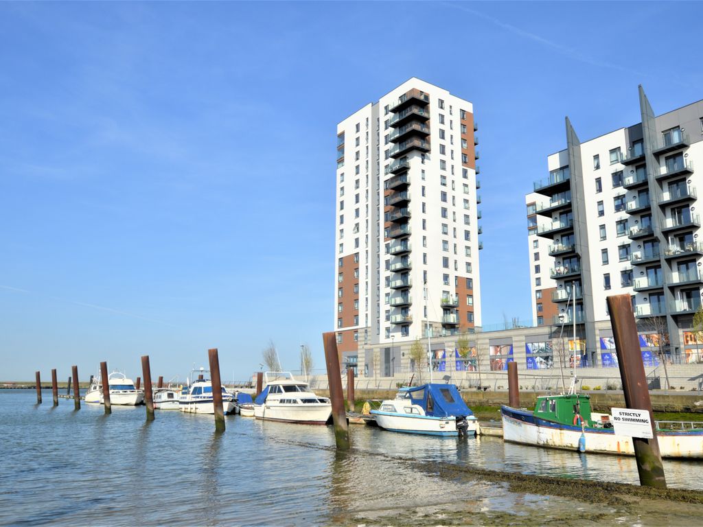 1 bed flat to rent in Pegasus Way, Victory Pier, Gillingham ME7 Zoopla