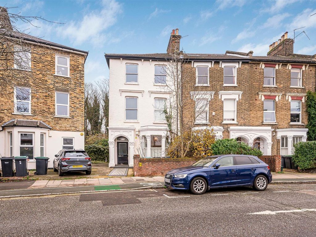 2 bed flat for sale in Florence Road, London N4, £575,000 Zoopla