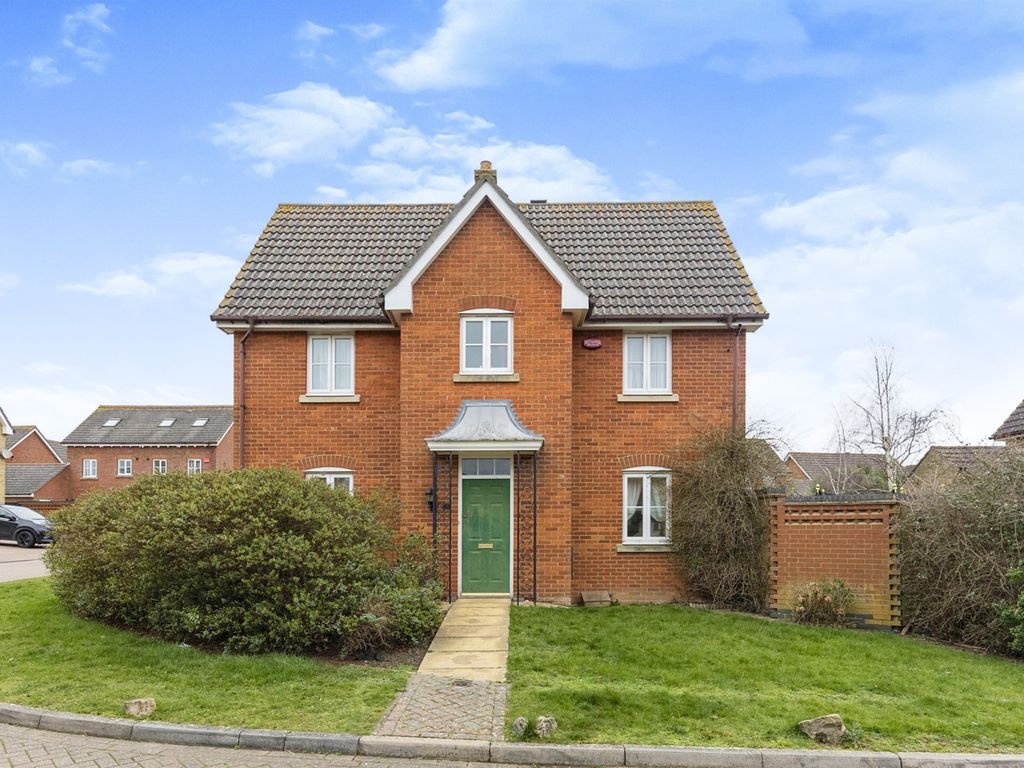 3 bed detached house for sale in Vespasian Way, Kingsnorth, Ashford