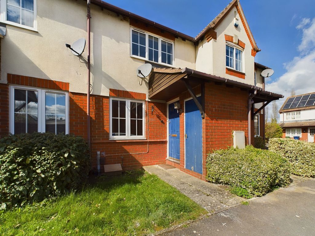 2 bed property to rent in Bramble Chase, Cleeve, Cheltenham