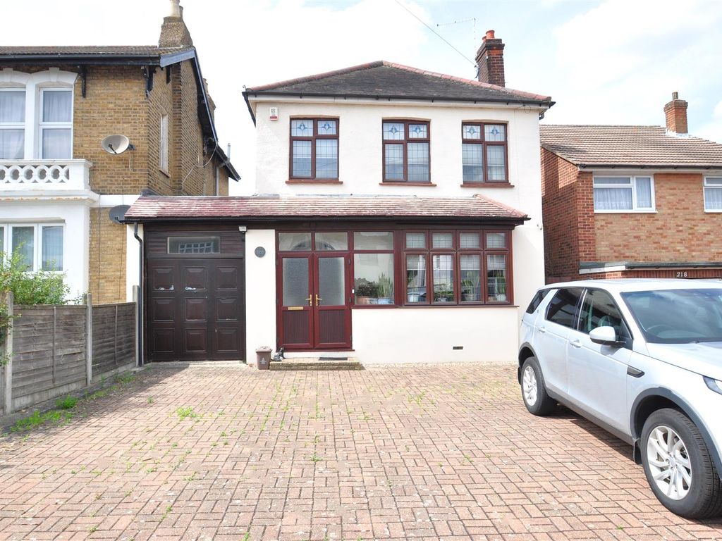 3 bed detached house for sale in Park Crescent, Erith DA8 Zoopla