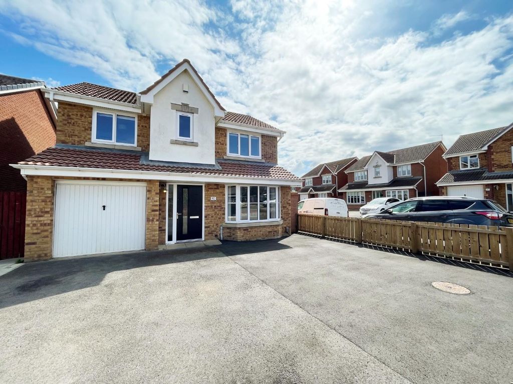 4 bed detached house for sale in Harvester Close, Seaton Carew