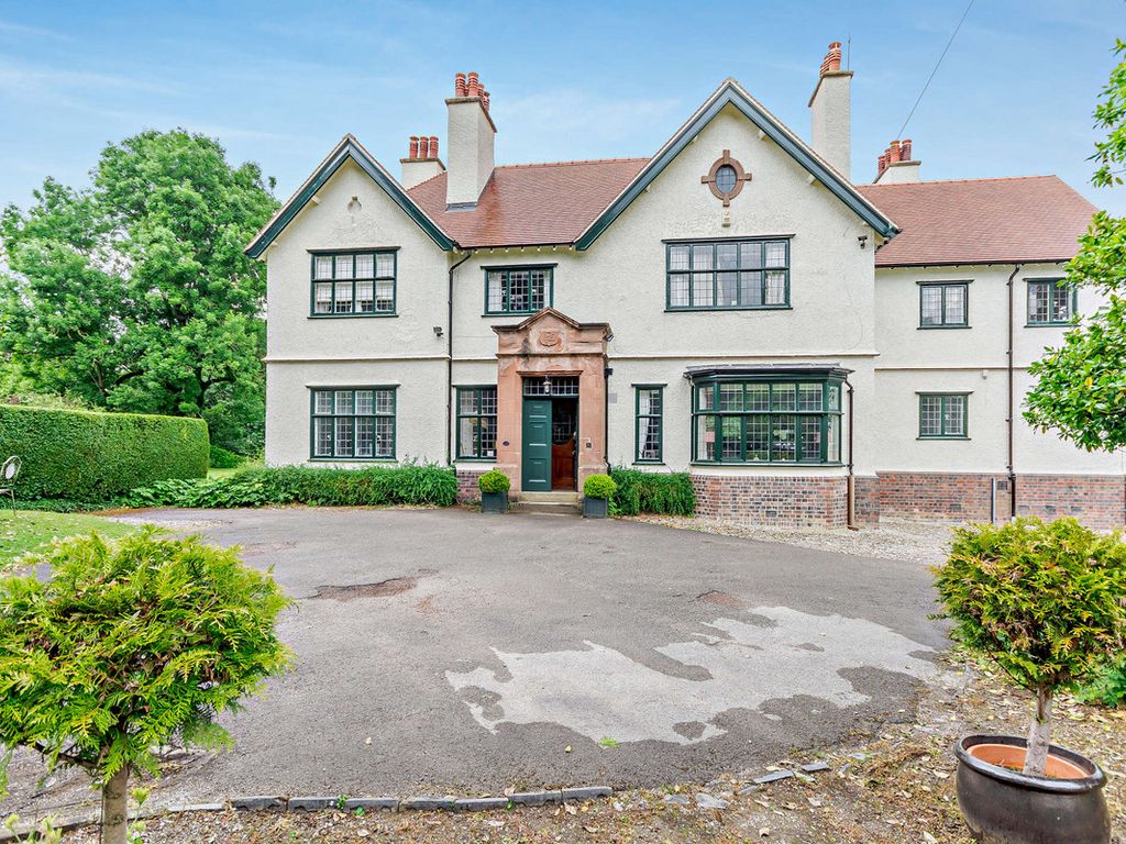 6 bed detached house for sale in Ashbourne Road, Belper, Derbyshire