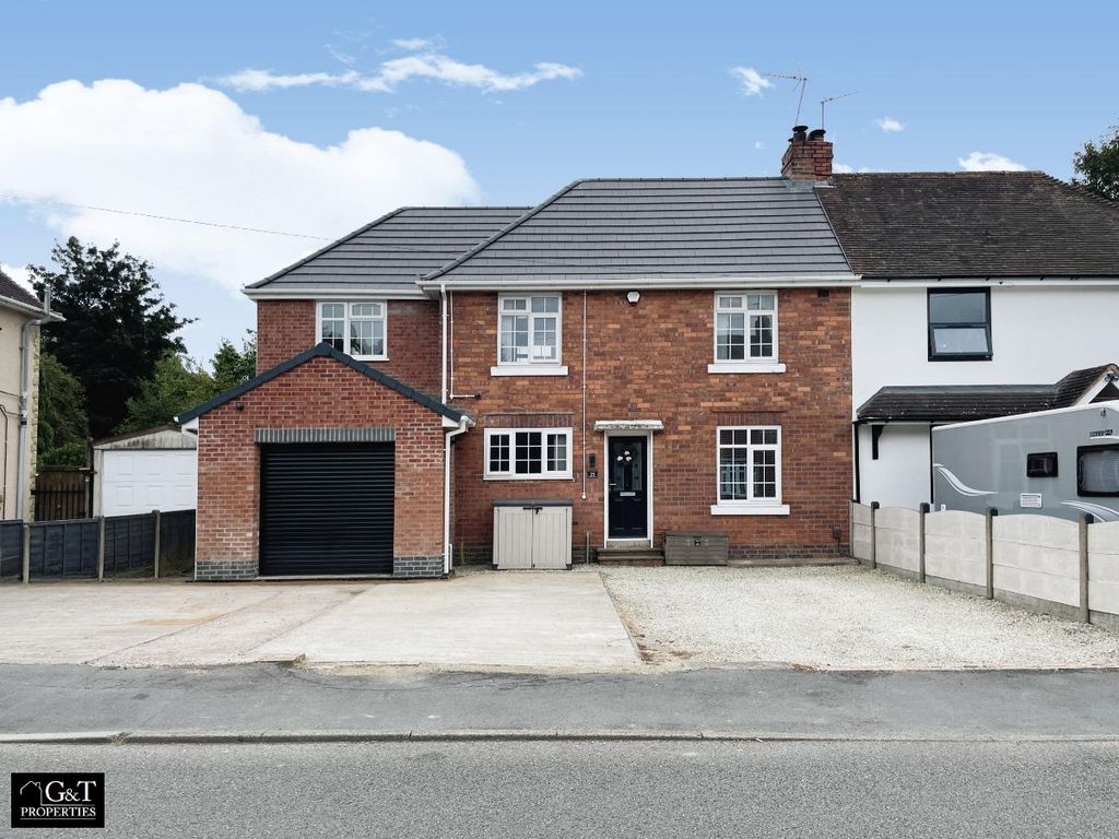 4 bed semidetached house for sale in Westfield Road, Sedgley, Dudley