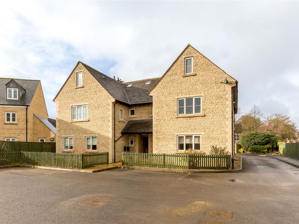 2 bed flat for sale in Shipton Road, Woodstock OX20 Zoopla