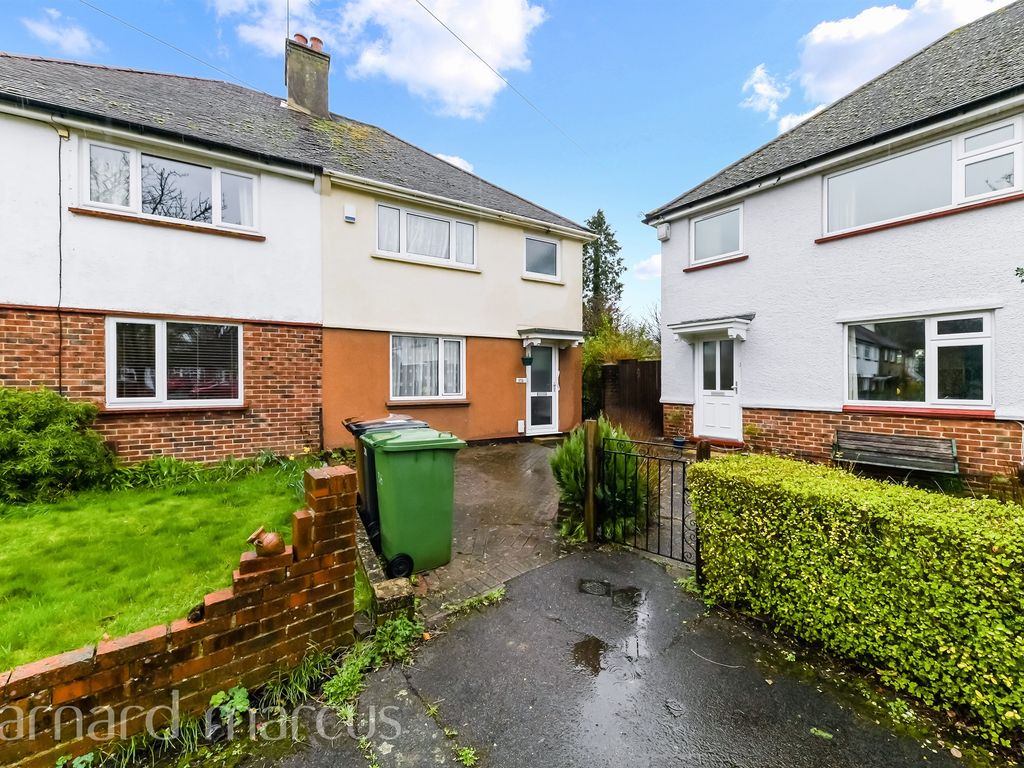 3 bed semidetached house for sale in Wheelers Lane, Epsom KT18, £