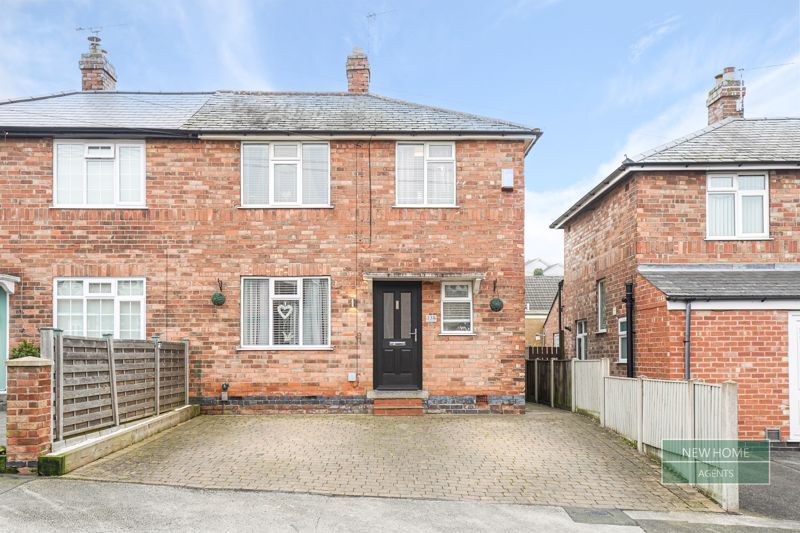 3 bed semidetached house for sale in Surgeys Lane, Arnold, Nottingham