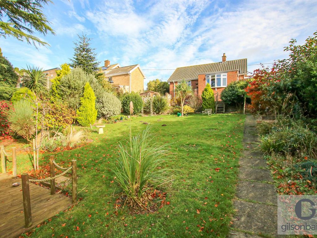 3 bed detached bungalow for sale in Hill Close, Cromer NR27 Zoopla