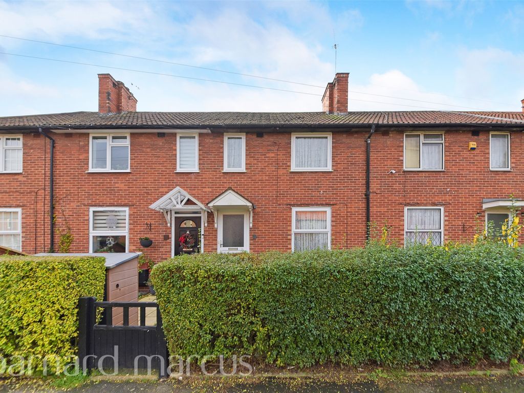 3 bed terraced house for sale in Peterborough Road, Carshalton SM5, £