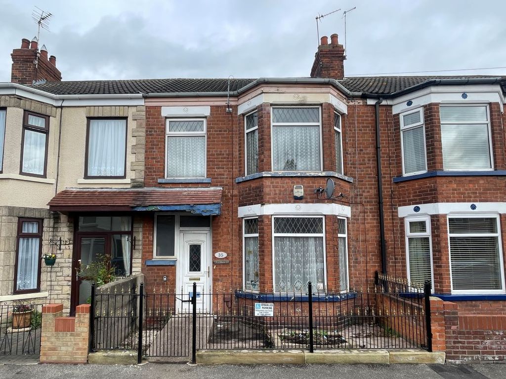 3 bed terraced house for sale in 35 Kelvin Street, Hull, North