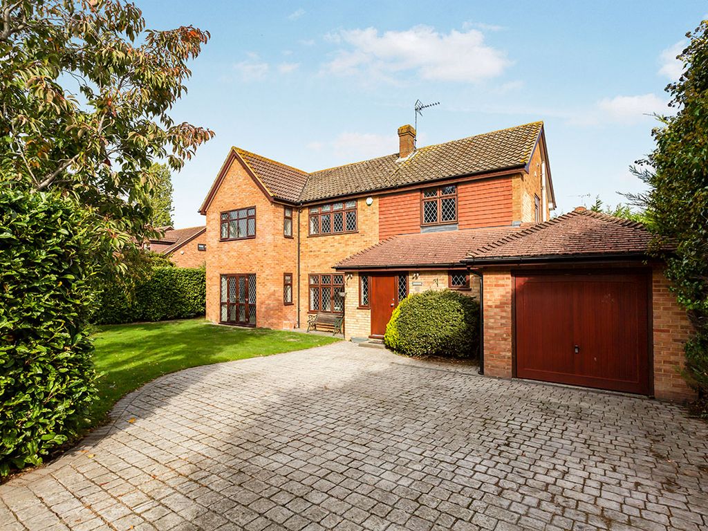 5 bed detached house for sale in Longfield Avenue, Longfield, Kent DA3