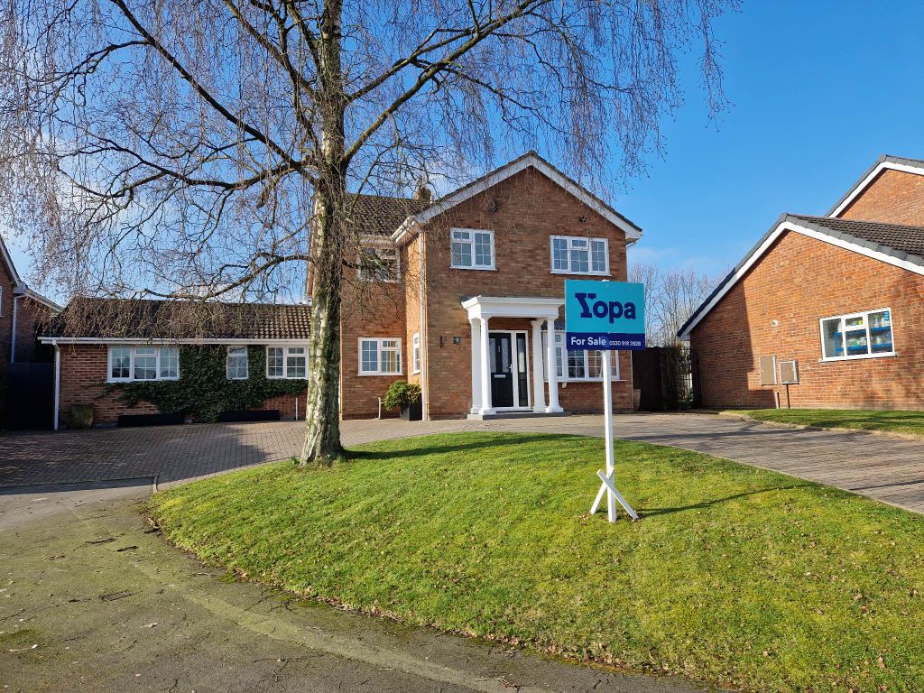 6 bed detached house for sale in Porlock Grove, Trentham, StokeOn