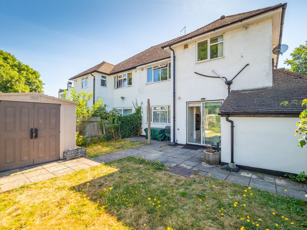 2 bed for sale in Stonecot Hill, Sutton SM3 Zoopla