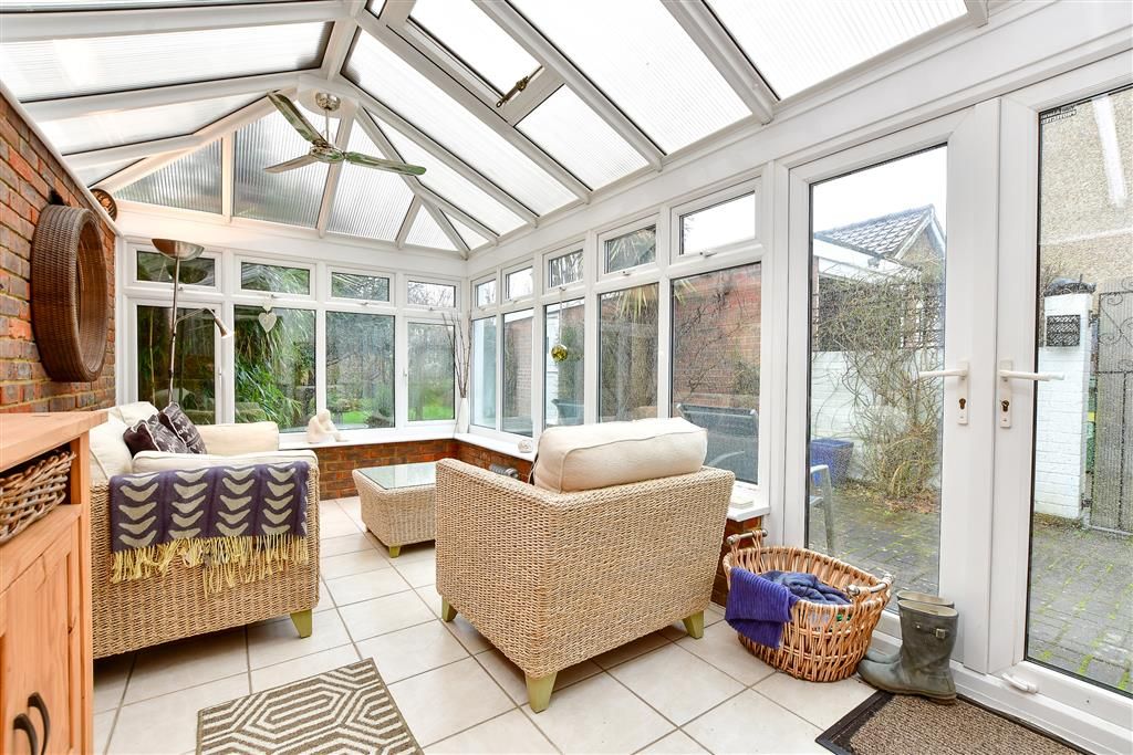 3 bed semidetached house for sale in Palmar Road, Maidstone, Kent ME16