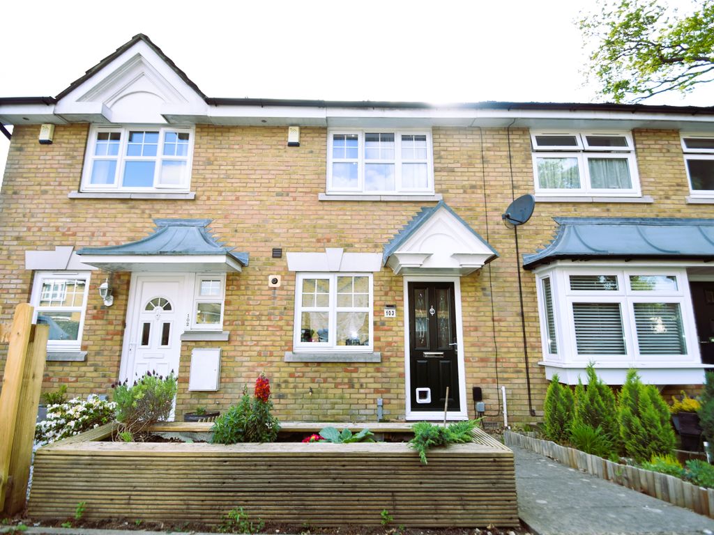 2 bed terraced house for sale in Barons Mead, Maybush, Southampton SO16