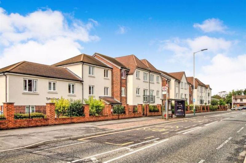 1 bed property for sale in 141 White Hart Lane, Collier Row, Romford
