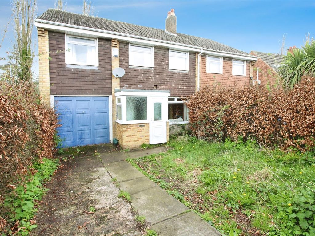 4 bed semidetached house for sale in Fairburn Drive, Garforth, Leeds LS25, £260,000 Zoopla