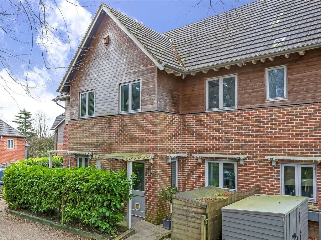 3 bed terraced house for sale in Lanham Lane, Winchester SO22 Zoopla