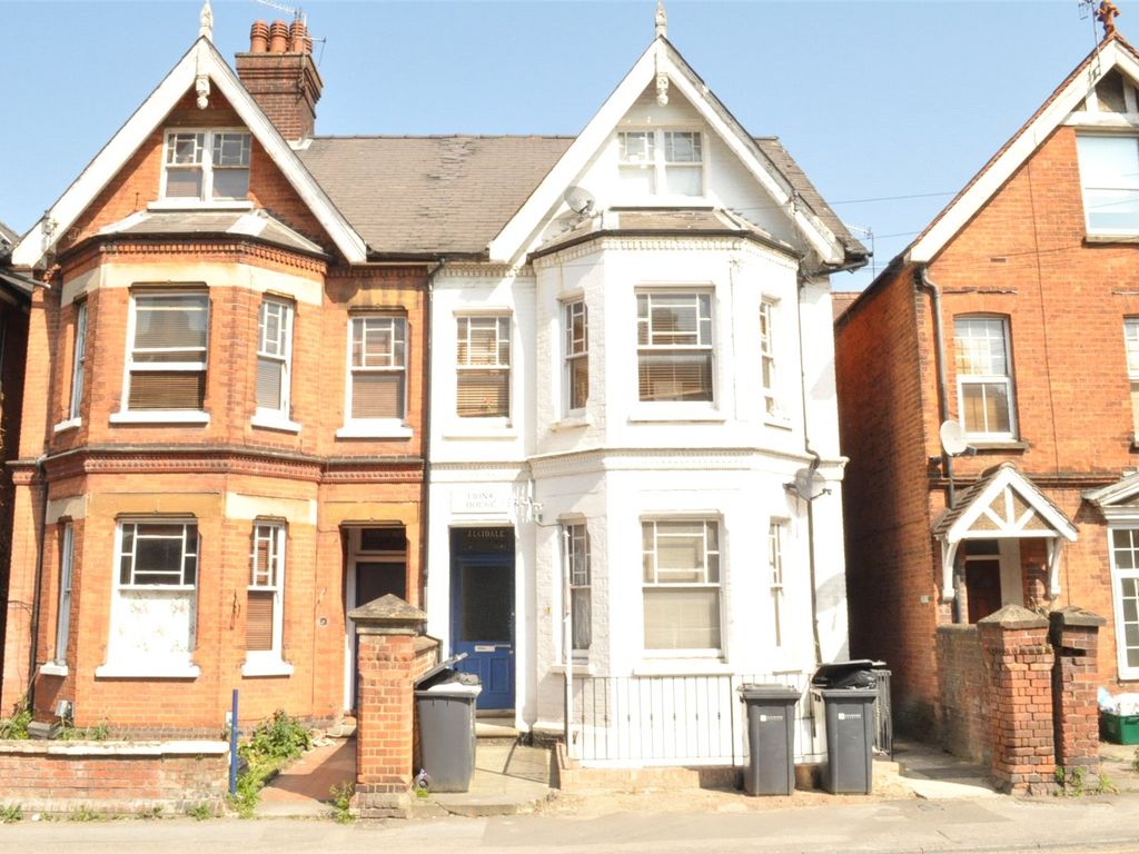 1 bed flat for sale in York Road, Guildford, Surrey GU1, £200,000 Zoopla