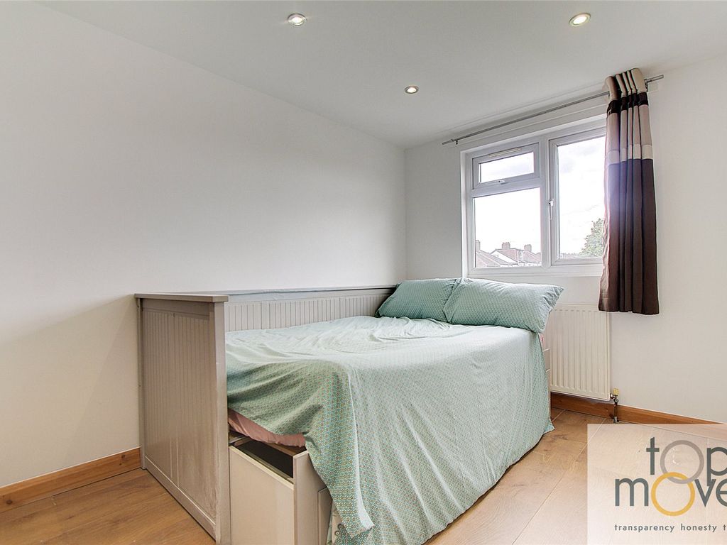 Property to rent in Southern Avenue, London SE25 Zoopla