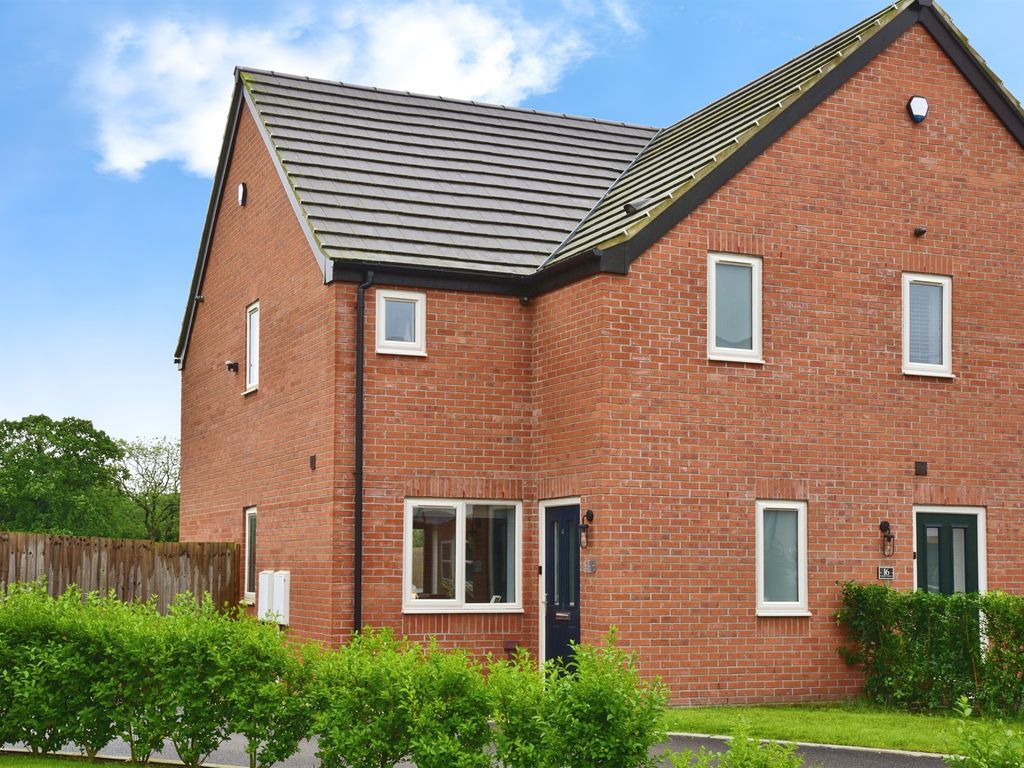 2 bed semidetached house for sale in Pymhurst Crescent, Wawne, Hull