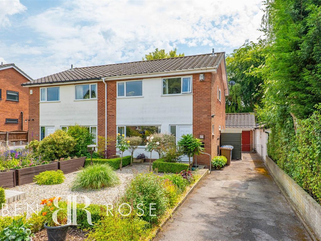 4 bed semidetached house for sale in Winchester Avenue, Chorley PR7