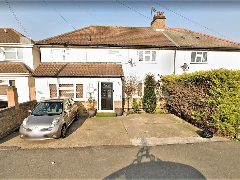 6 bed semidetached house for sale in St. Martins Road, West Drayton